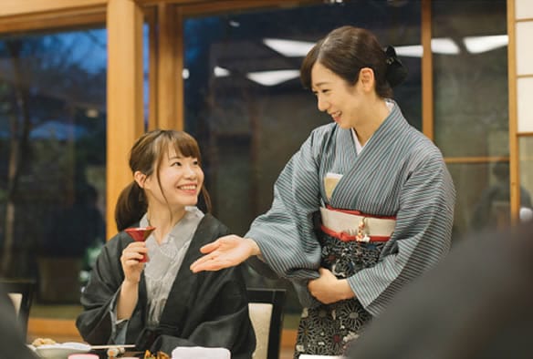 地元の幸をふんだんに使用した日本料理。